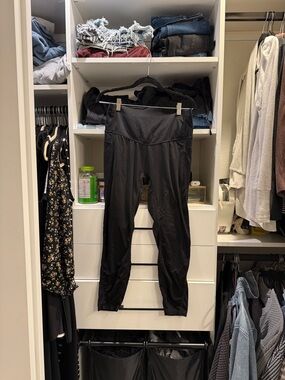 HALARA Black High-Waist Leggings